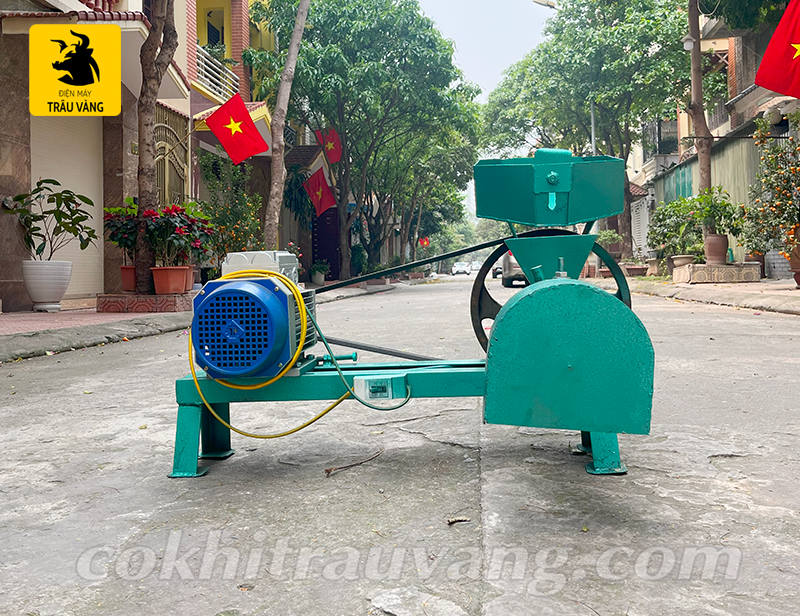 máy ép cám nổi mini cho cá