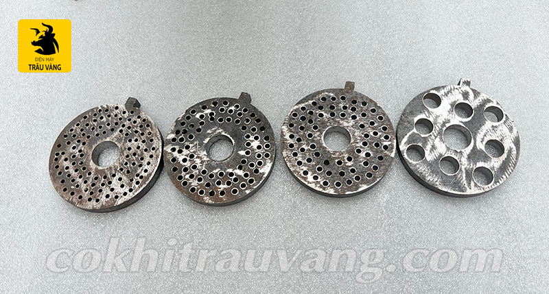 máy ép cám nổi mini cho cá